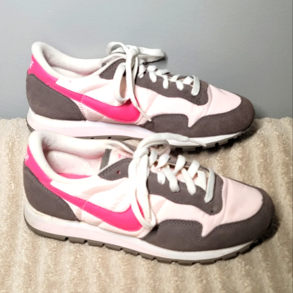 Nike Metro Plus Sneakers Pink And Grey Youth‎ 4.5